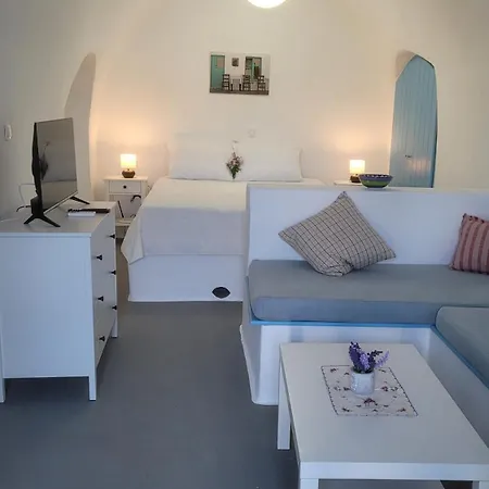 Kamaraki Grande Aroniadika Apartment Kythira Town